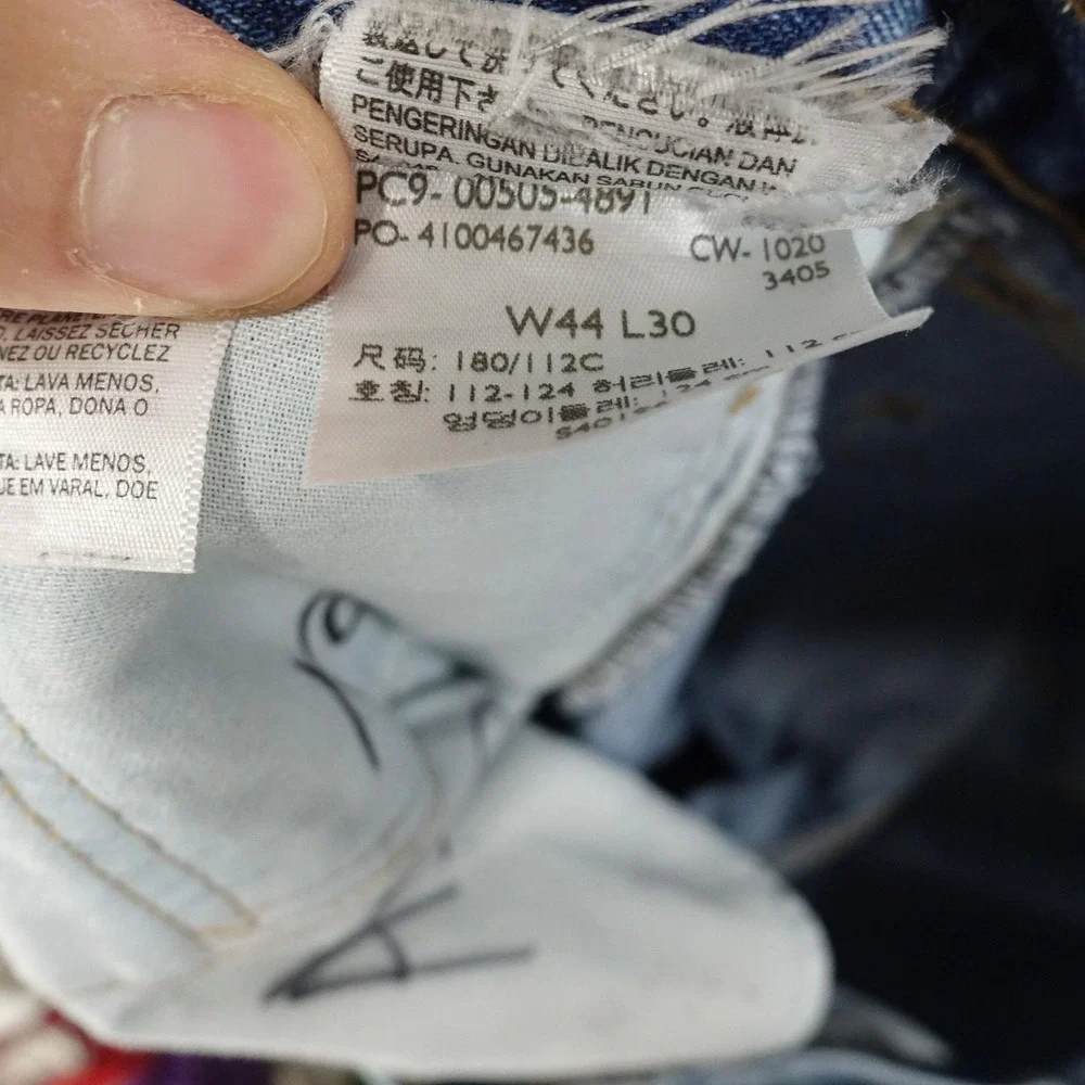 Levis 505 Jeans Mens 44x30 Blue Medium Wash Straight Zip Fly Regular Fit Denim